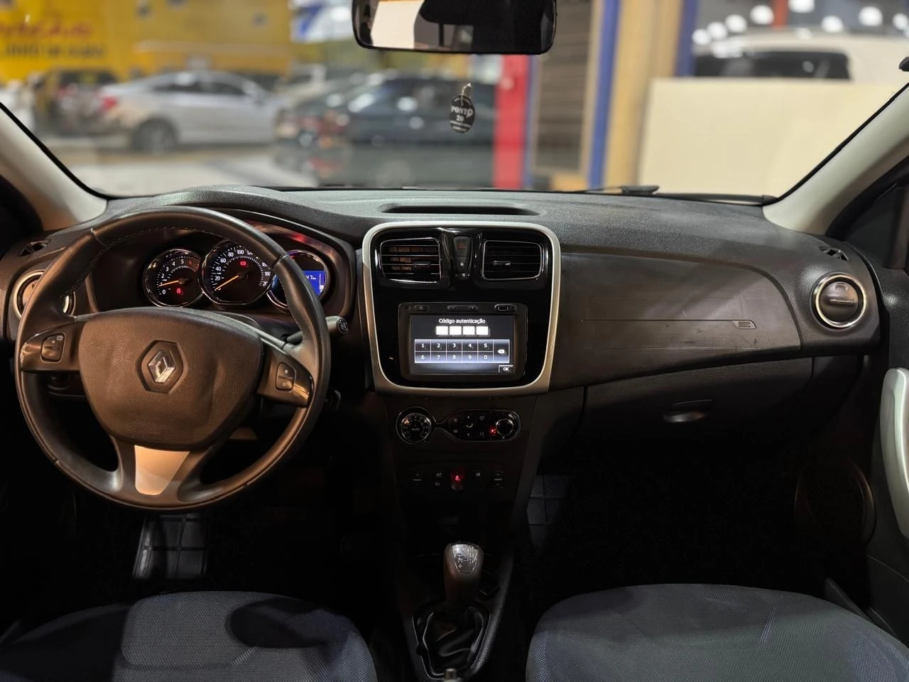 RENAULT SANDERO