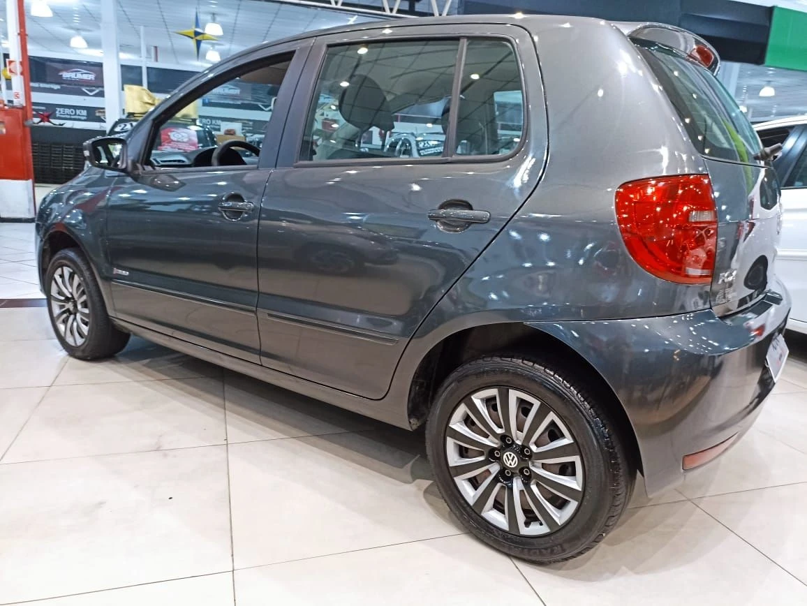 VOLKSWAGEN FOX