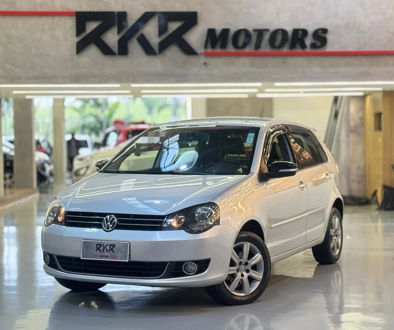 VOLKSWAGEN POLO