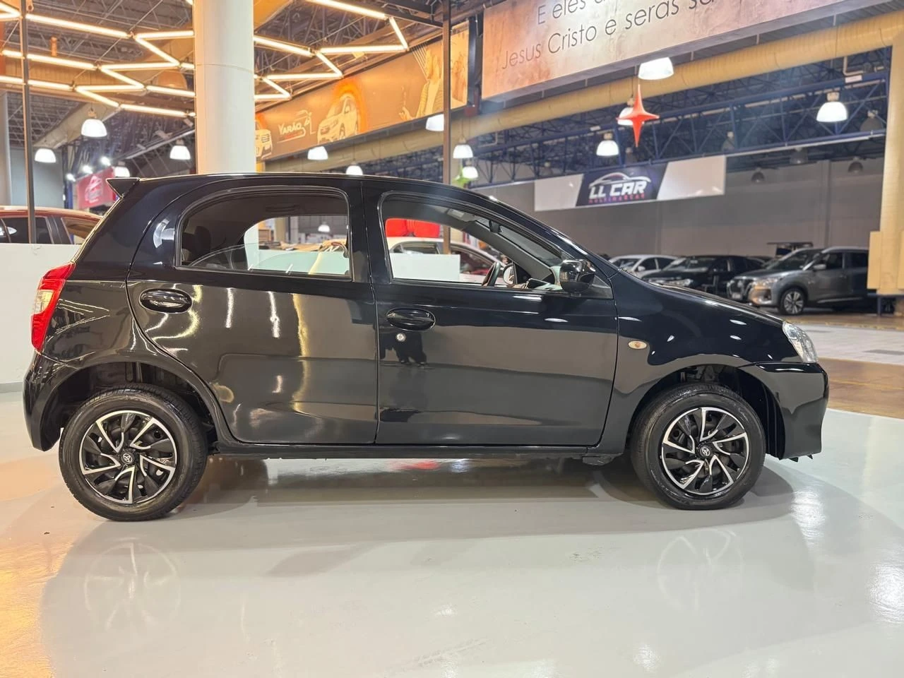 TOYOTA ETIOS