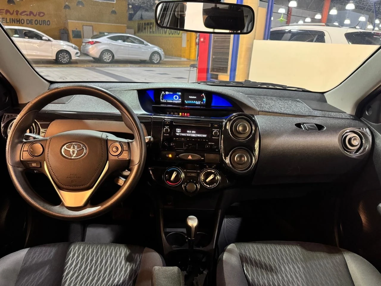 TOYOTA ETIOS