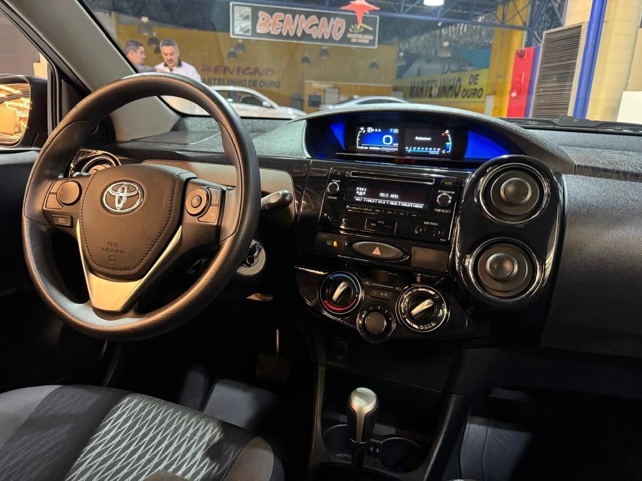 TOYOTA ETIOS