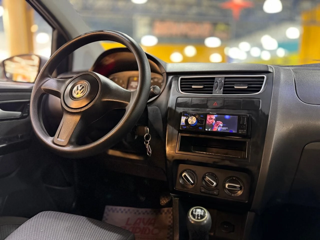 VOLKSWAGEN FOX