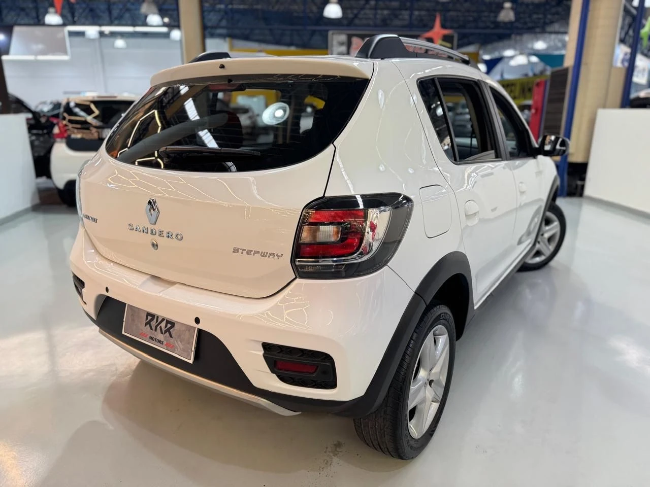 RENAULT SANDERO