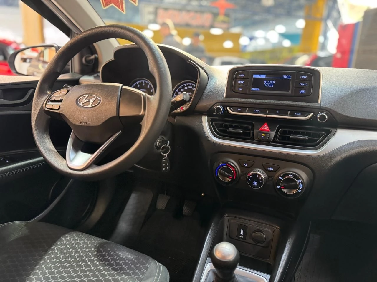HYUNDAI HB20