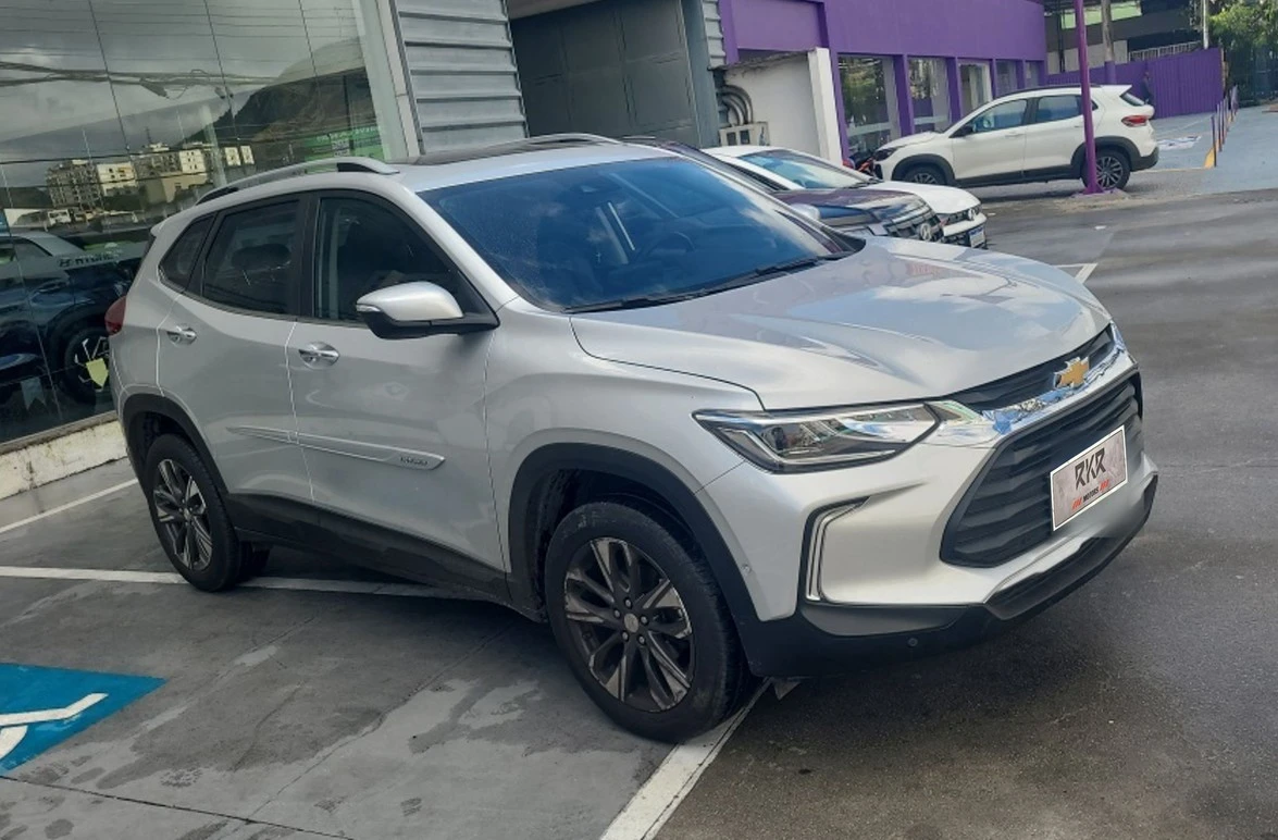CHEVROLET TRACKER