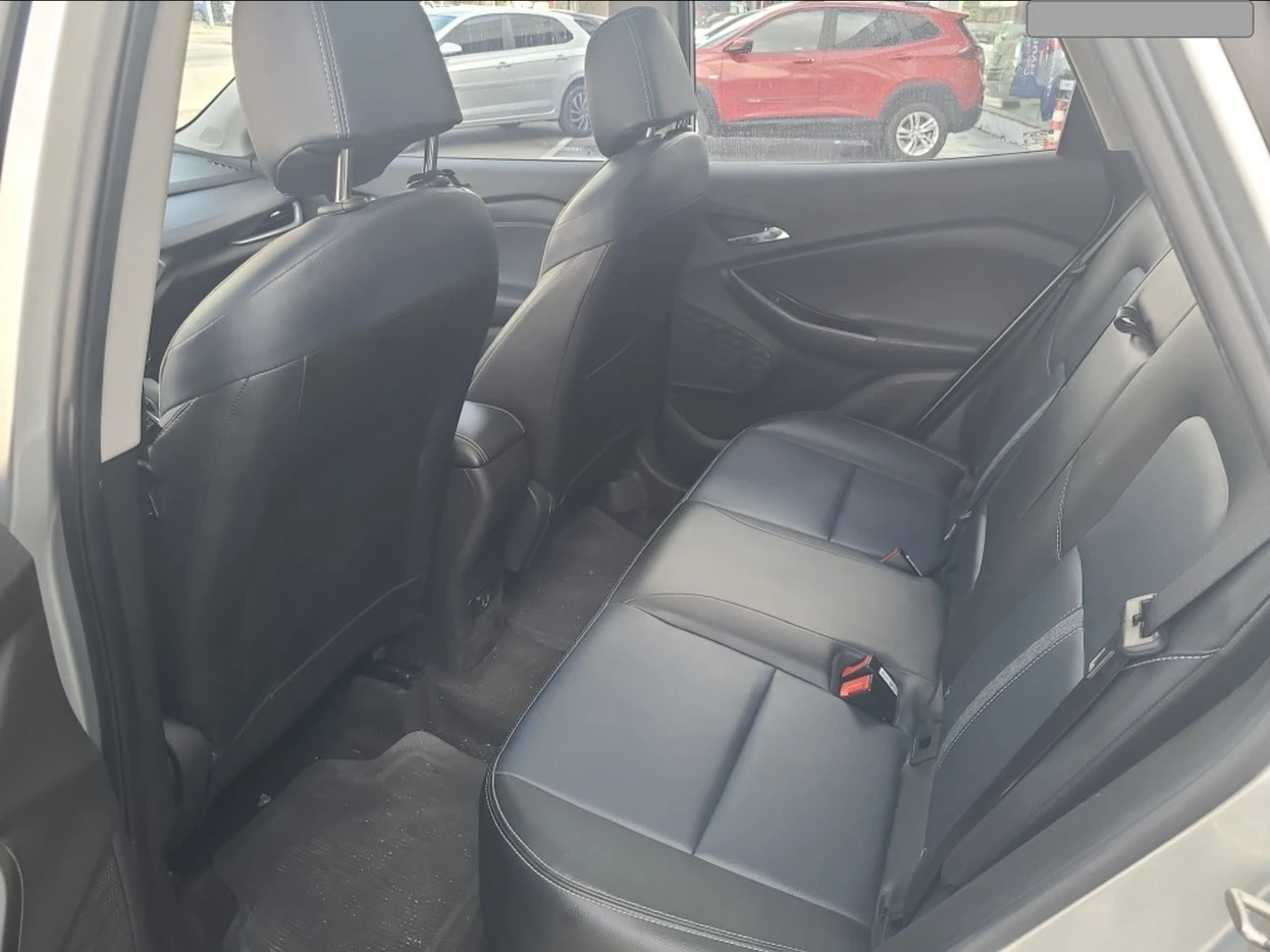 CHEVROLET TRACKER