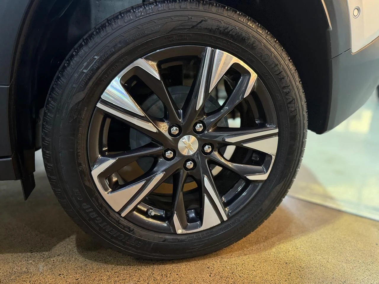 CHEVROLET TRACKER