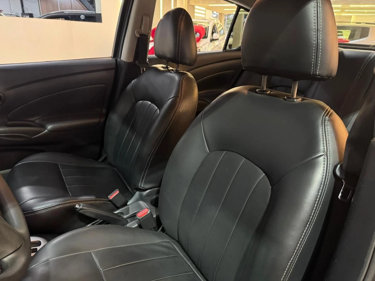 NISSAN VERSA