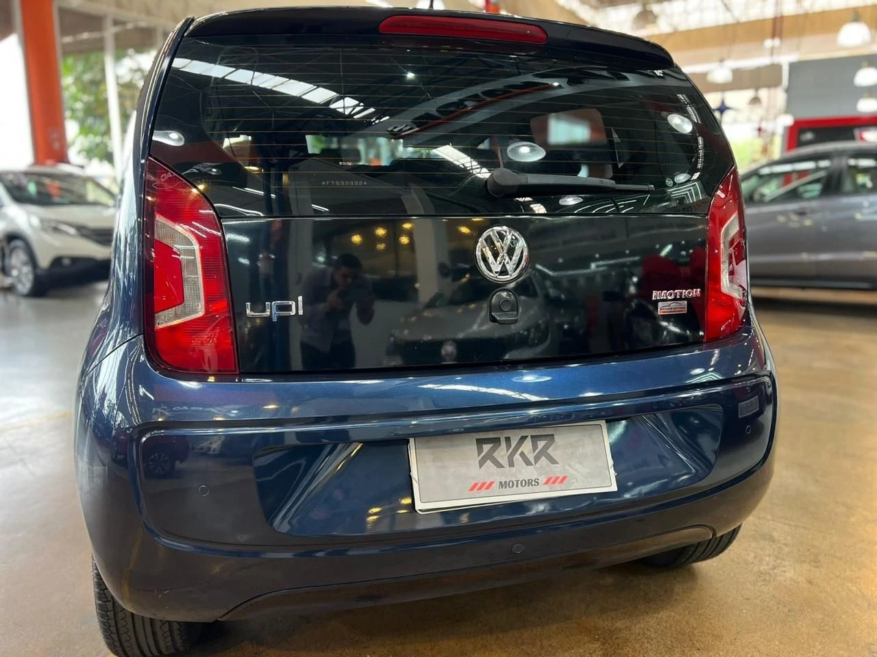 VOLKSWAGEN UP