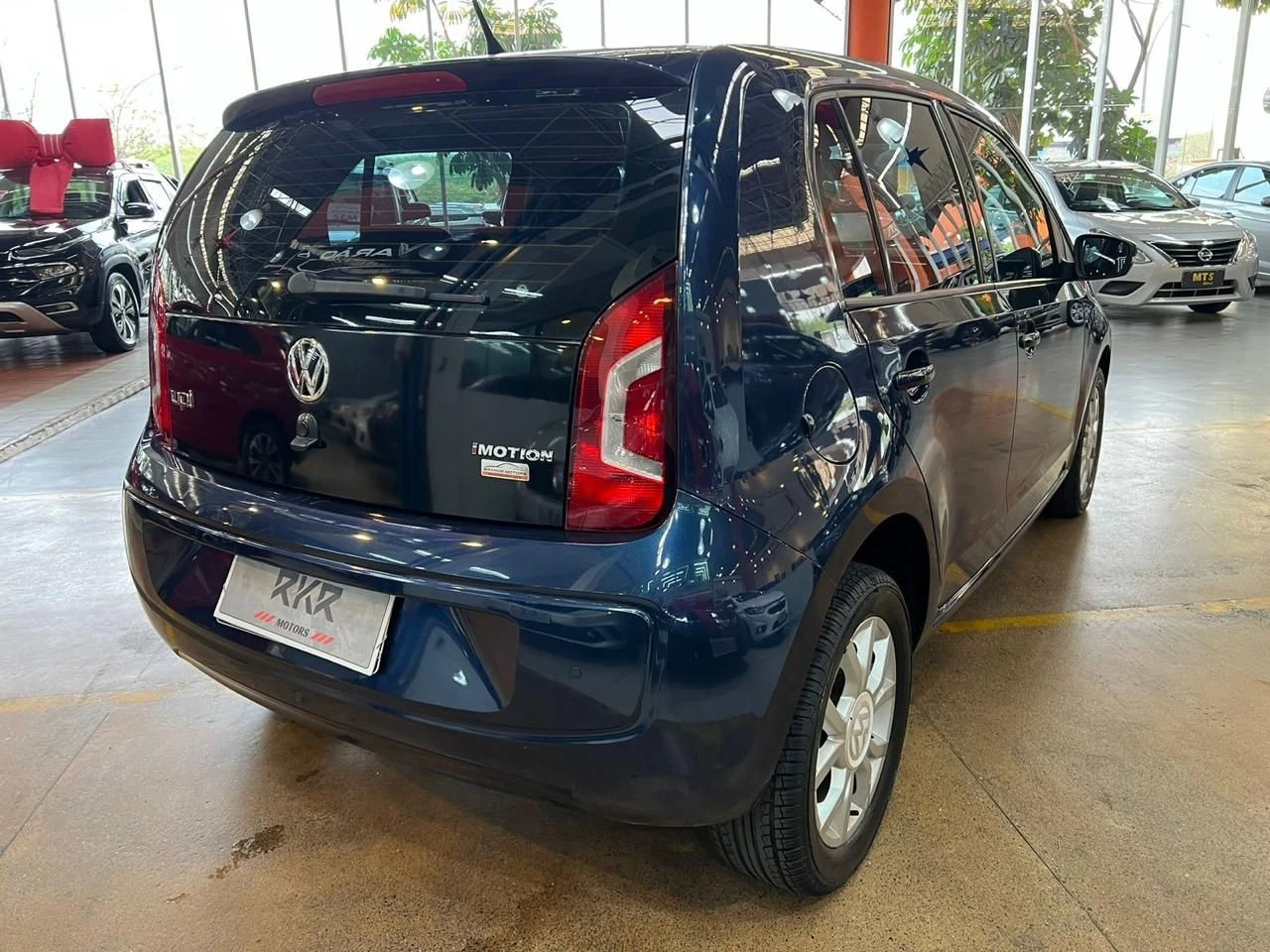 VOLKSWAGEN UP
