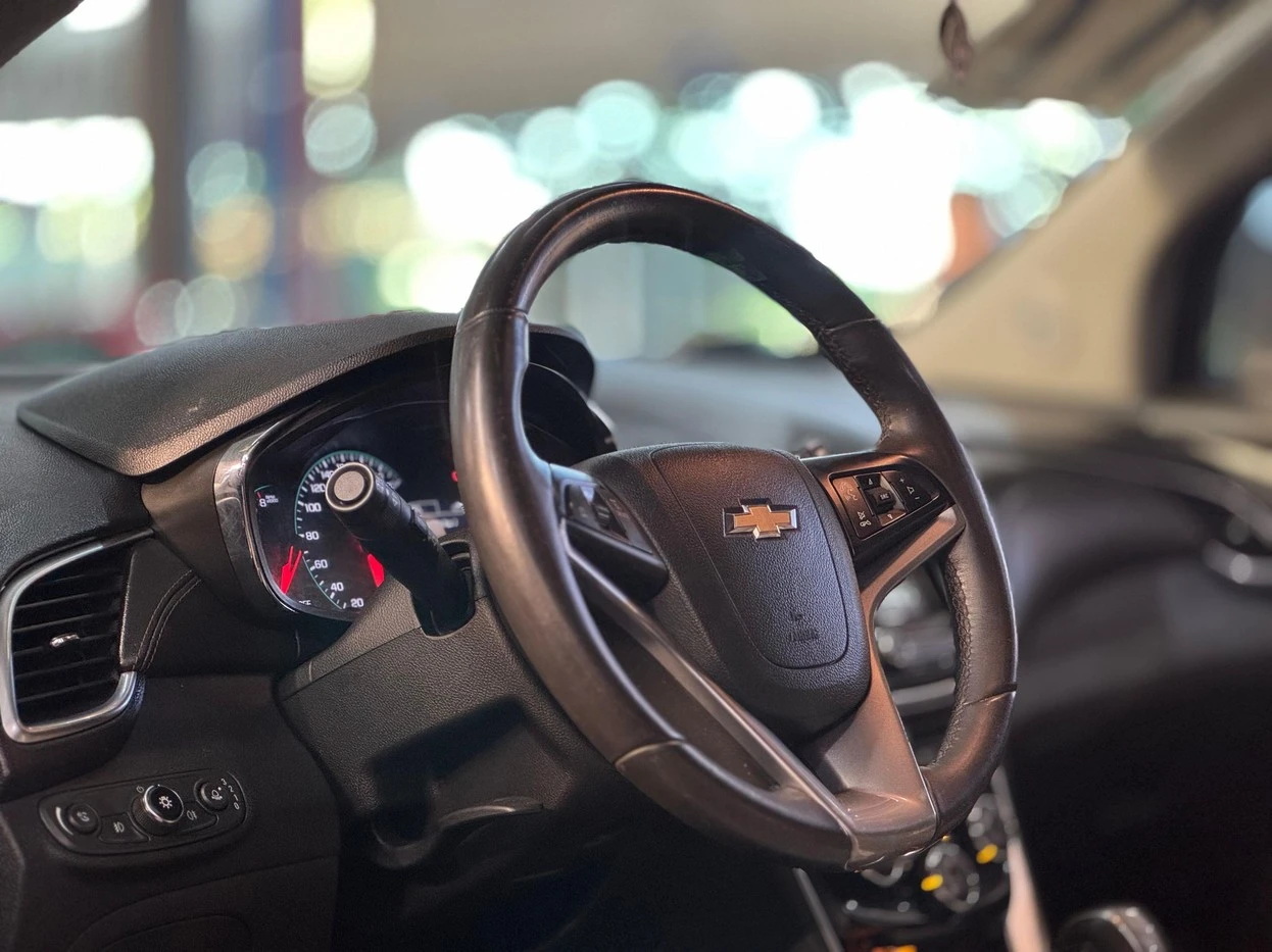 CHEVROLET TRACKER