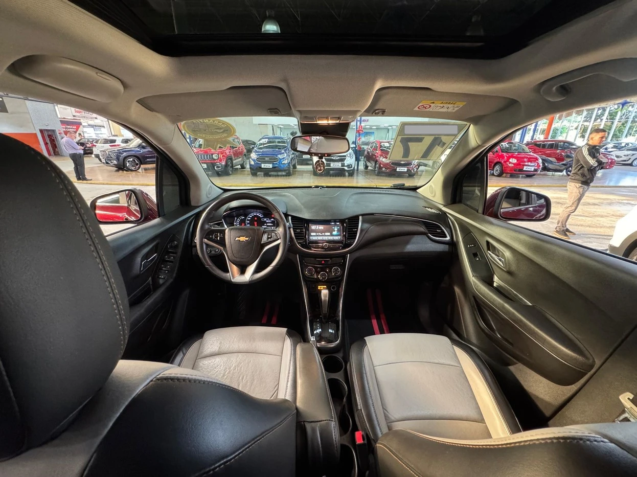 CHEVROLET TRACKER