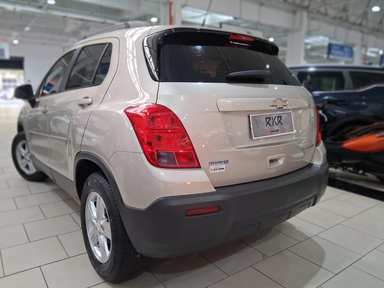 CHEVROLET TRACKER