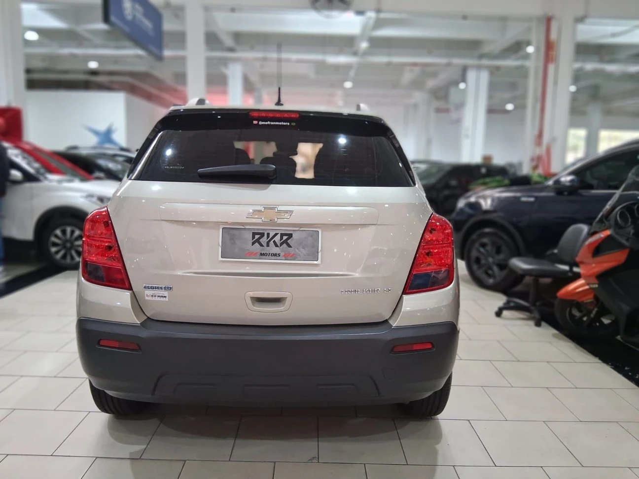 CHEVROLET TRACKER