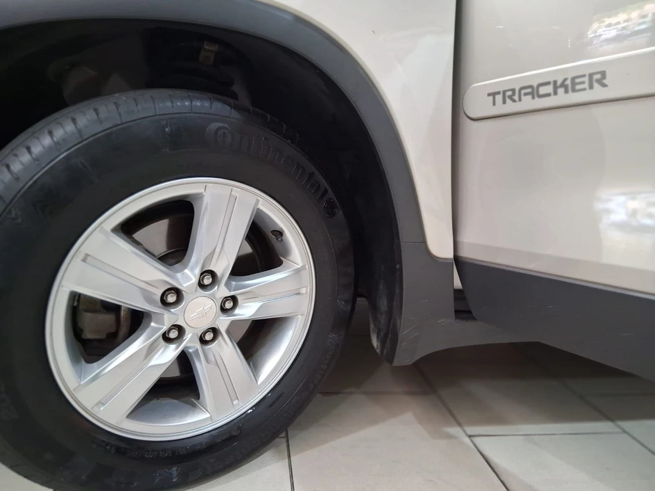 CHEVROLET TRACKER