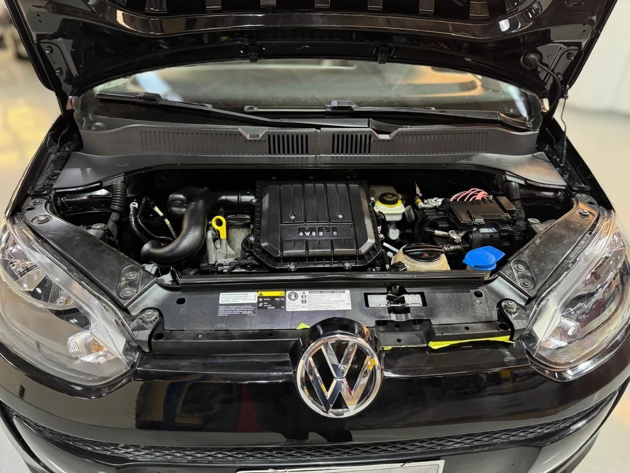 VOLKSWAGEN UP