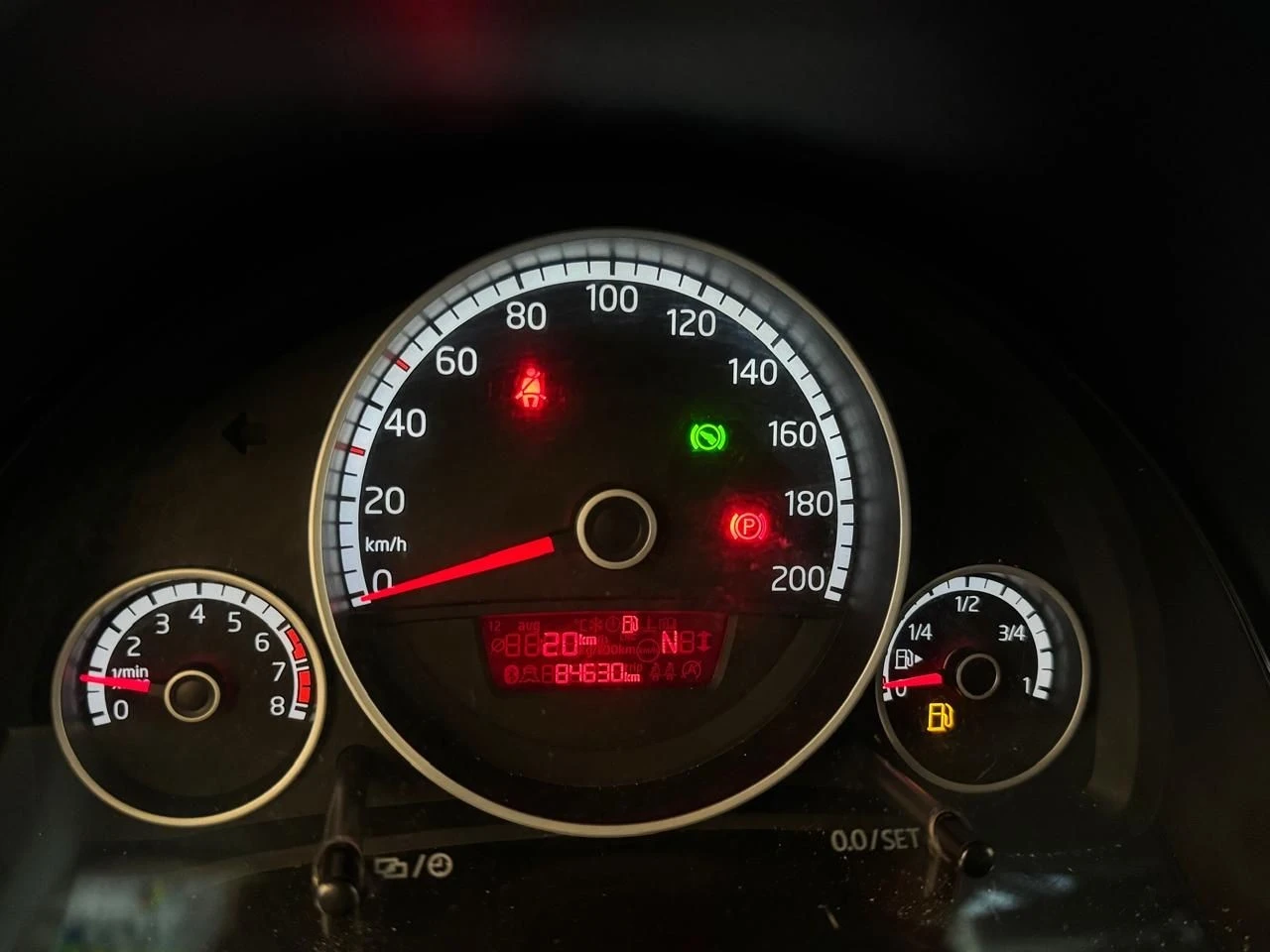 VOLKSWAGEN UP