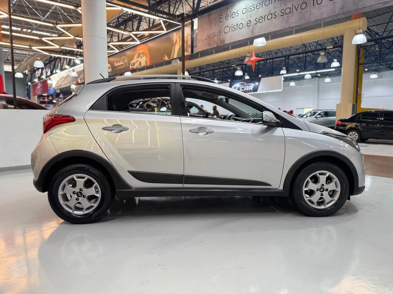 HYUNDAI HB20X