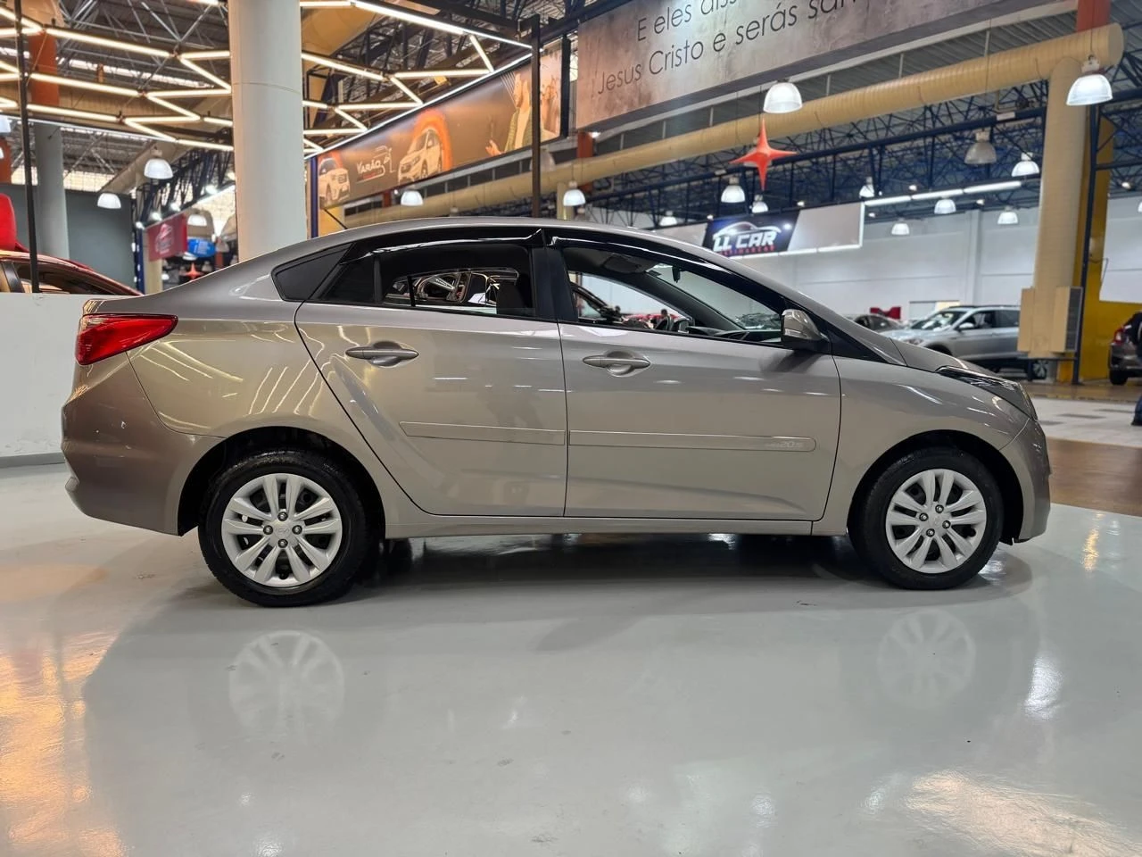 HYUNDAI HB20S
