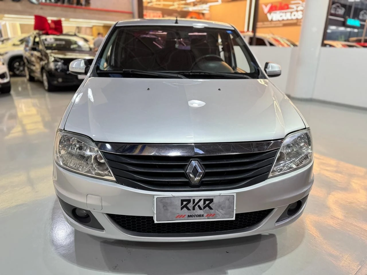 RENAULT LOGAN