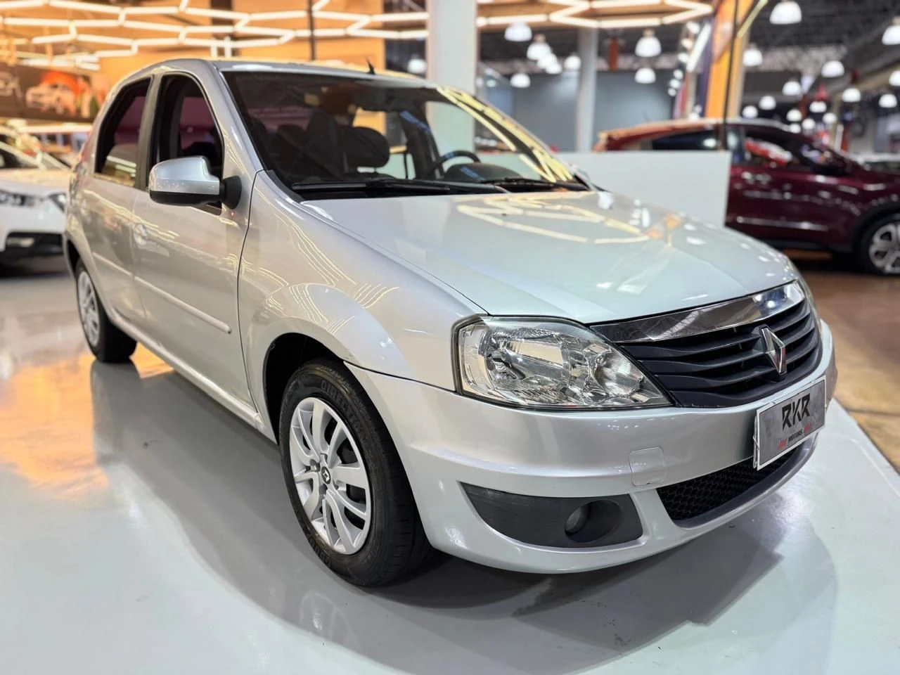RENAULT LOGAN