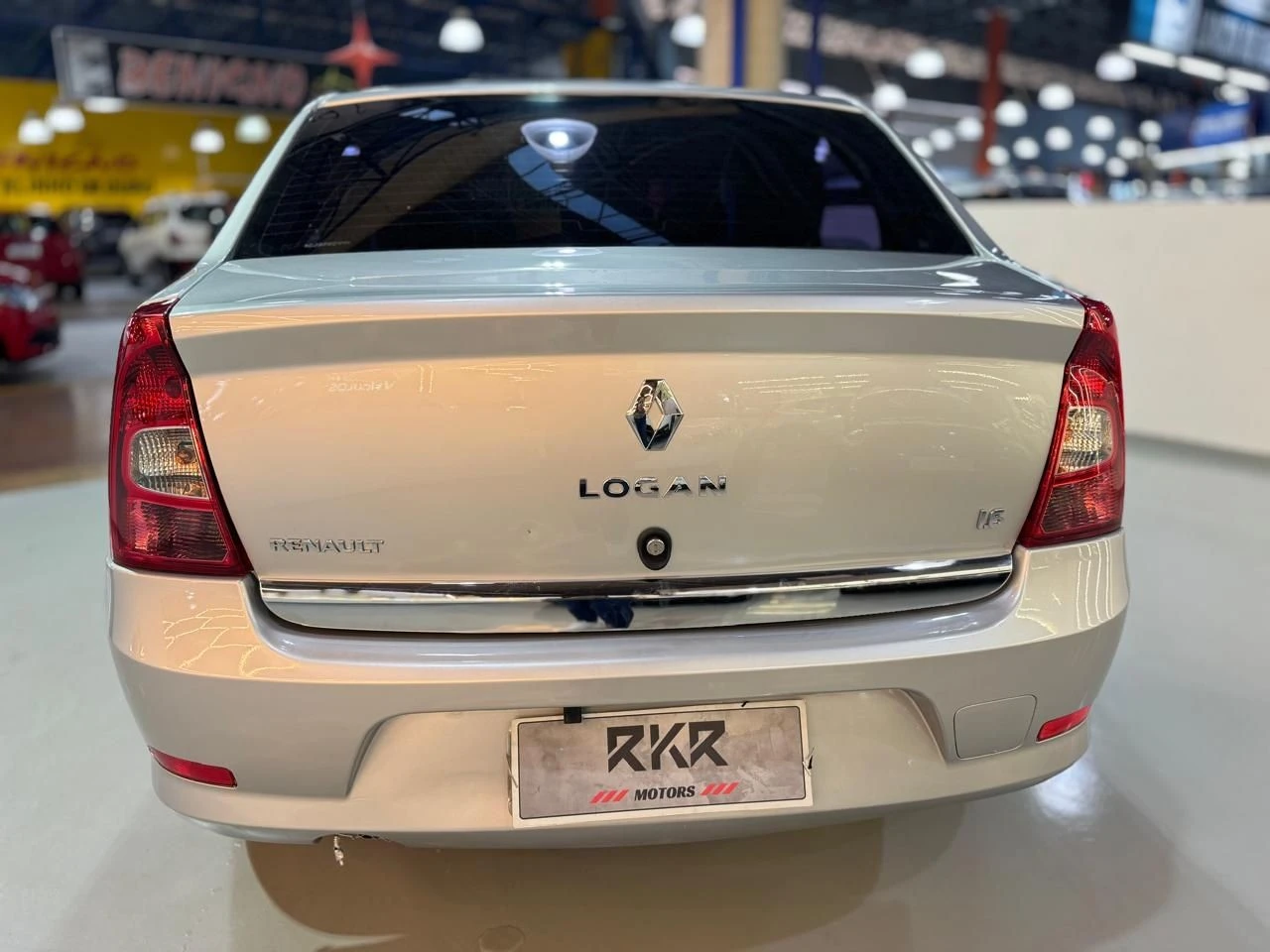 RENAULT LOGAN
