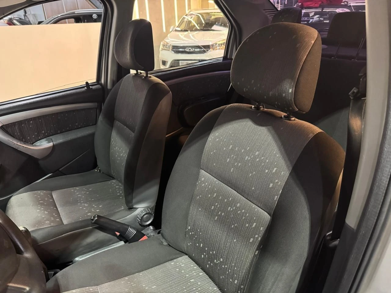 RENAULT LOGAN