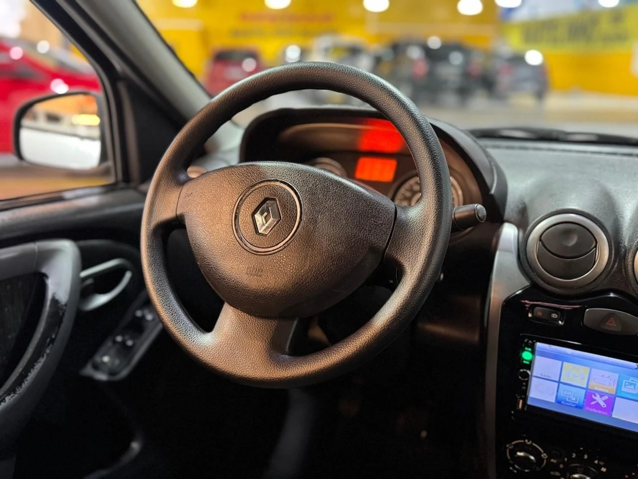 RENAULT LOGAN