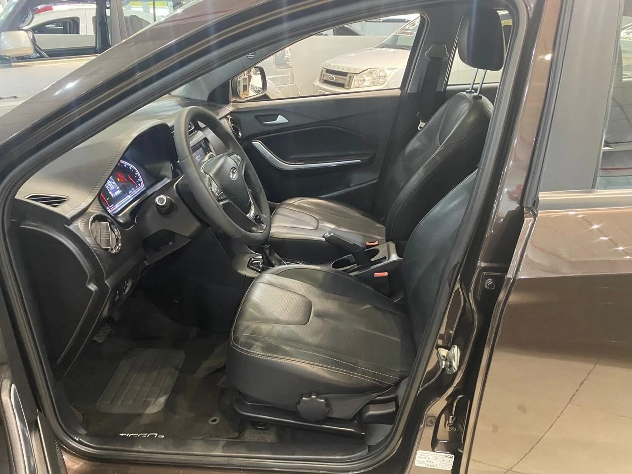 CHERY TIGGO 2