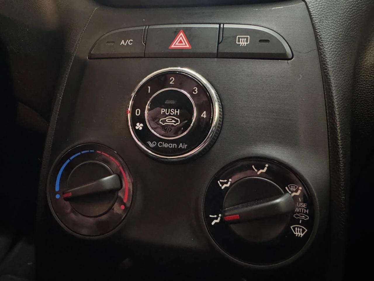 HYUNDAI HB20X