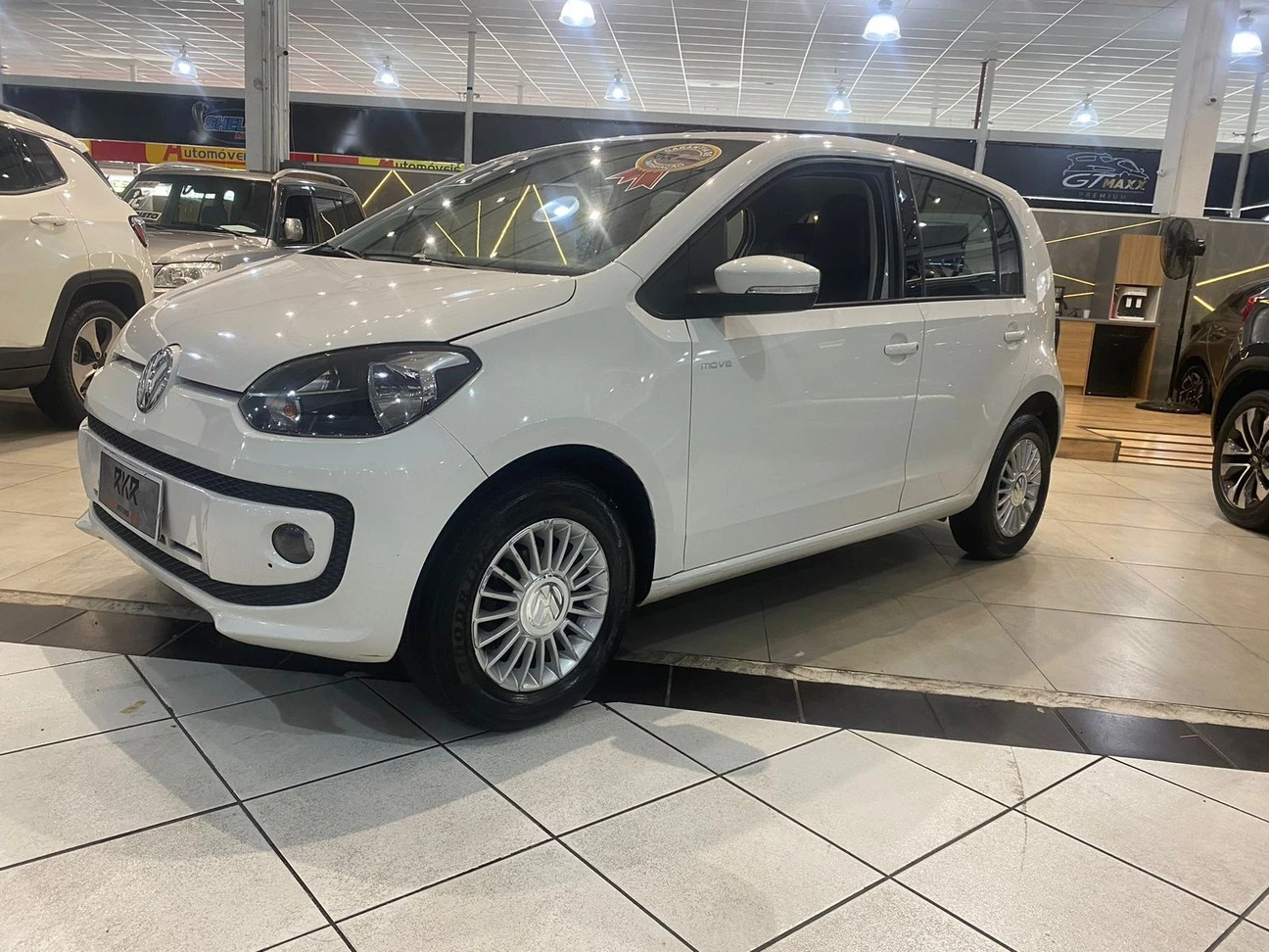 VOLKSWAGEN UP