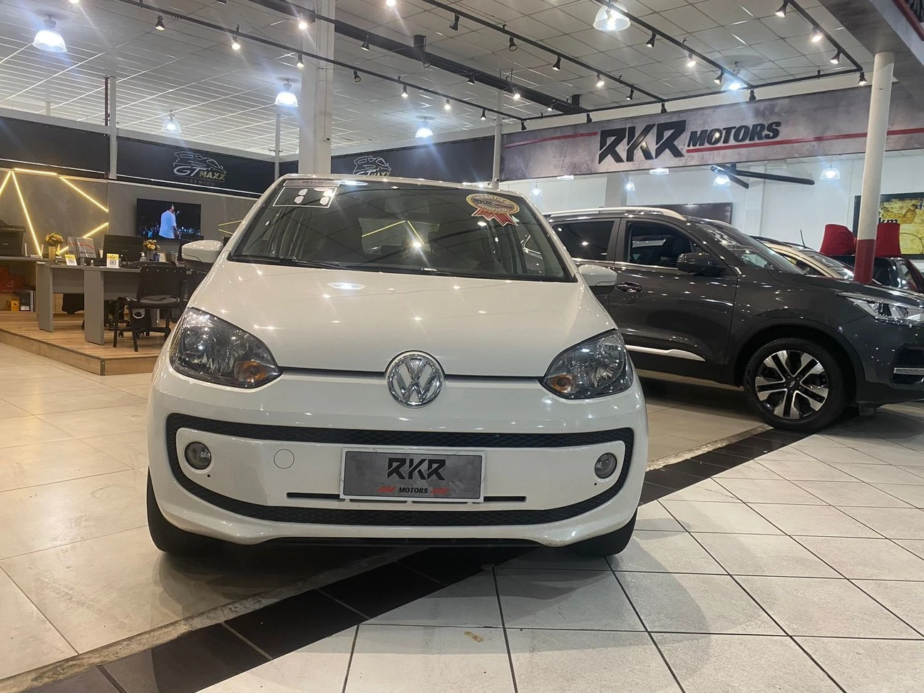 VOLKSWAGEN UP