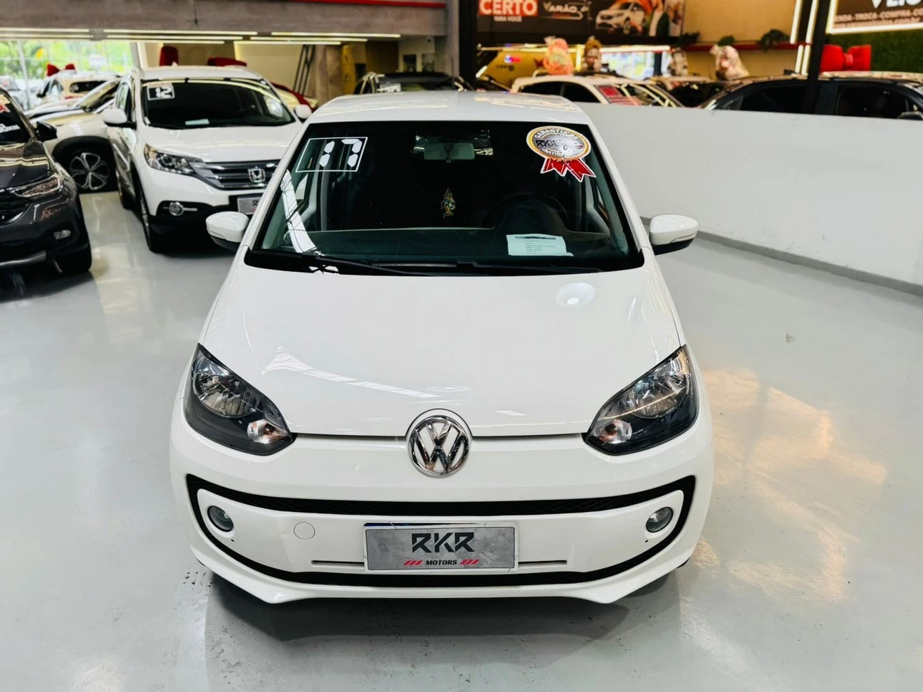 VOLKSWAGEN UP
