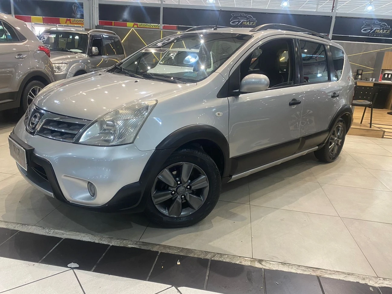NISSAN LIVINA