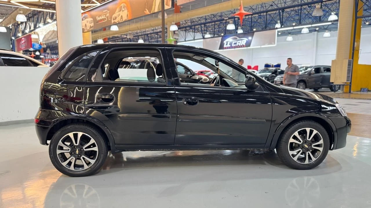 CHEVROLET CORSA