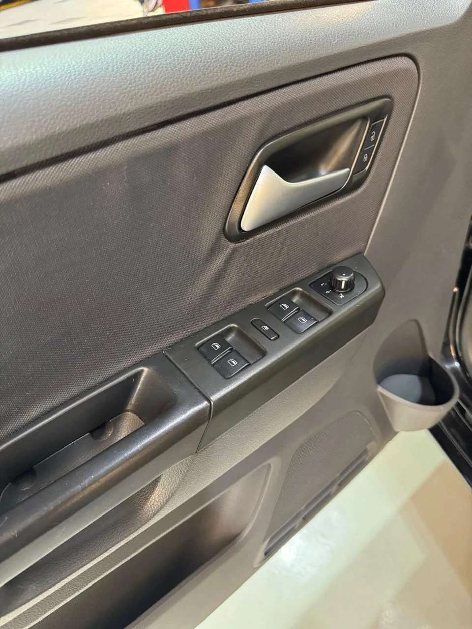 VOLKSWAGEN SPACEFOX