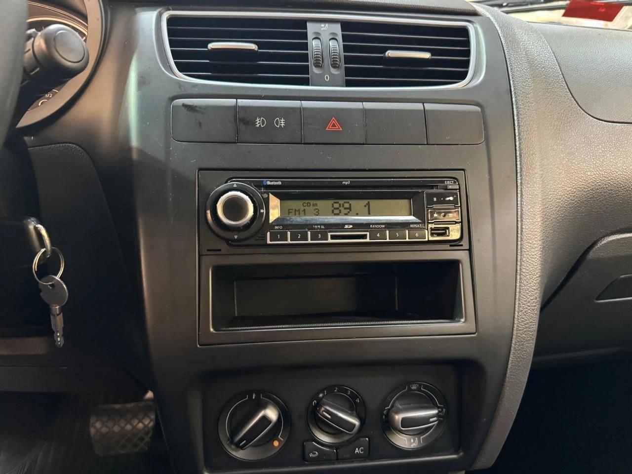 VOLKSWAGEN SPACEFOX