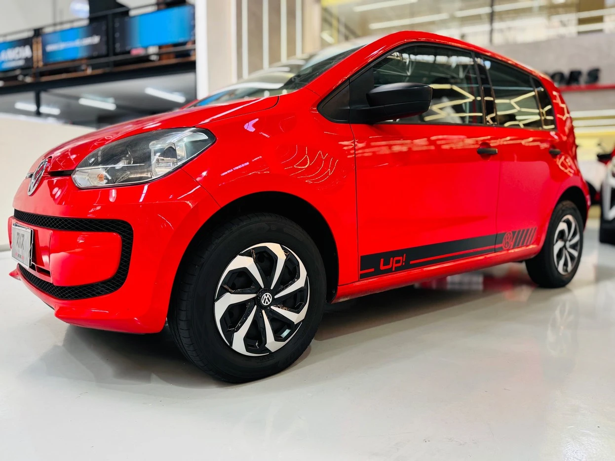 VOLKSWAGEN UP