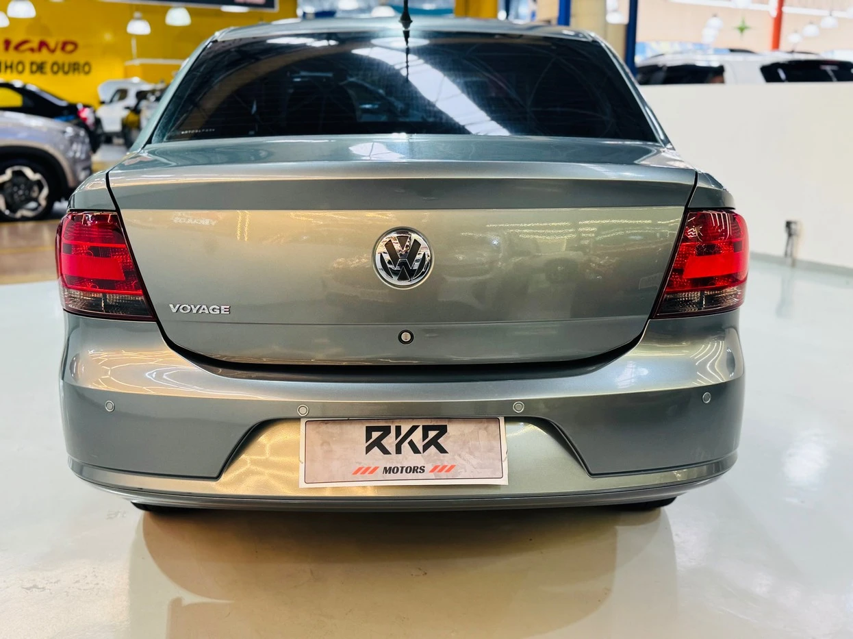 VOLKSWAGEN VOYAGE