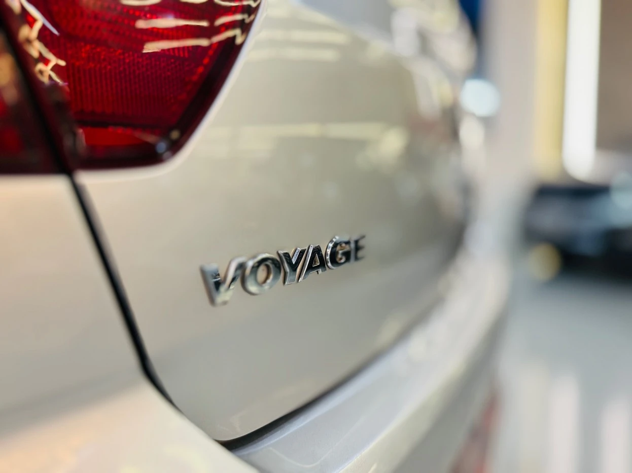 VOLKSWAGEN VOYAGE