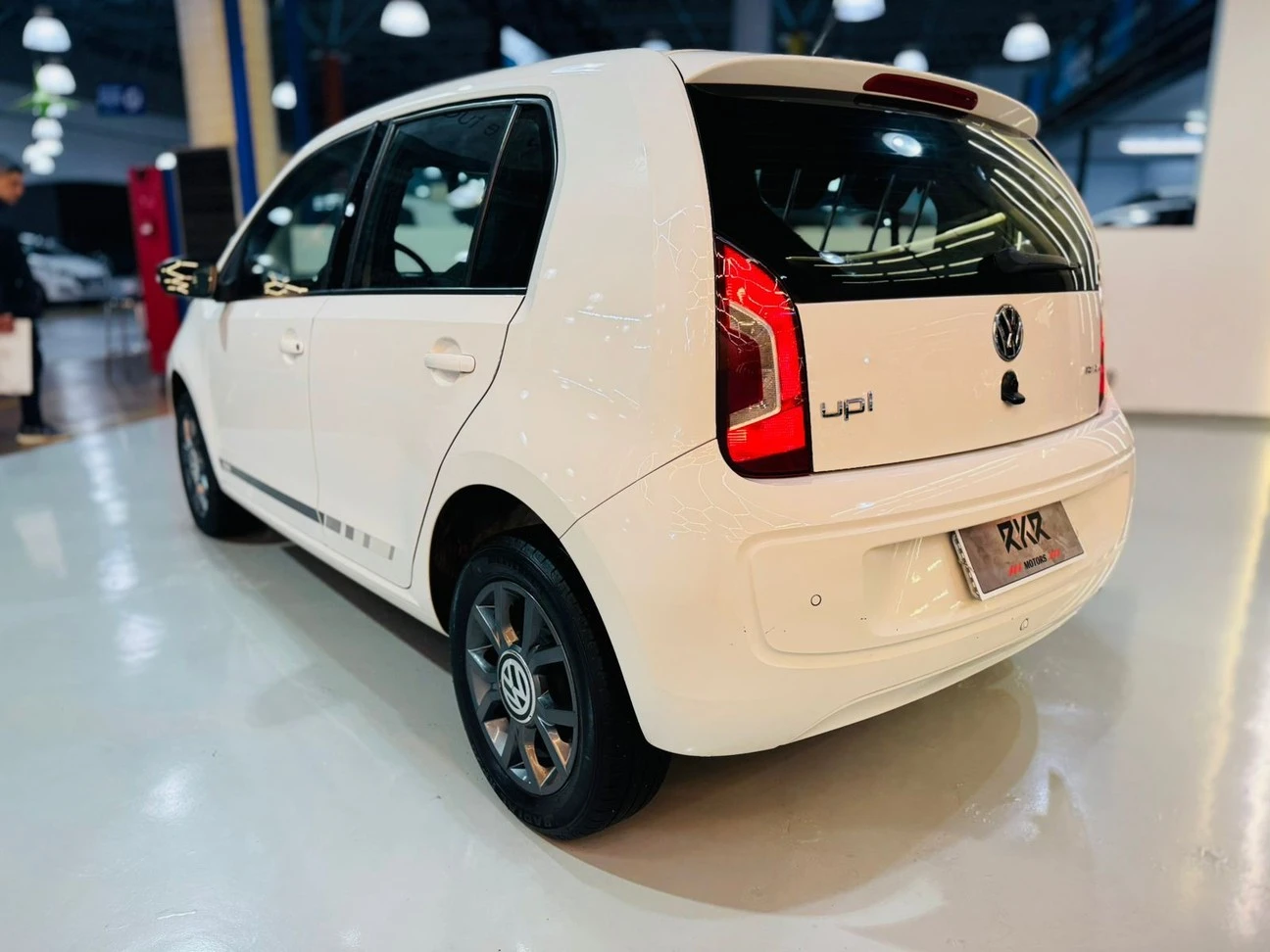 VOLKSWAGEN UP