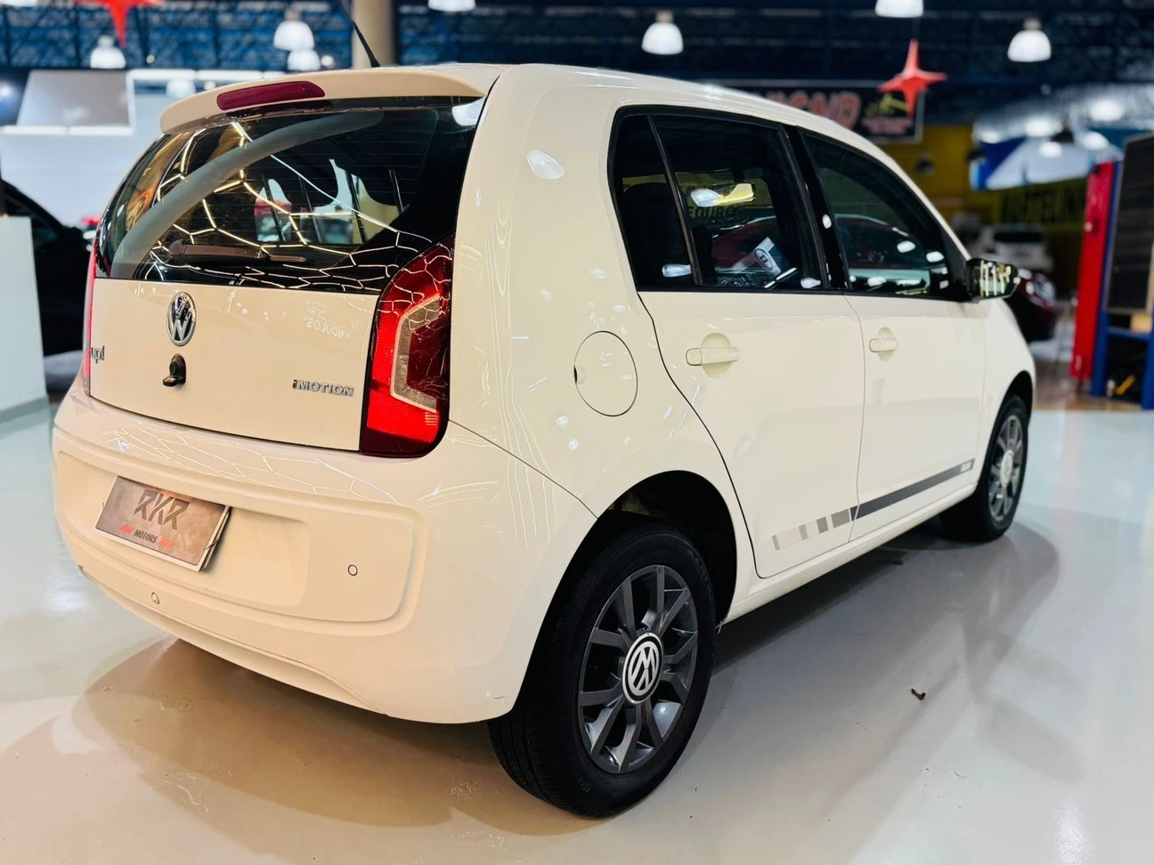 VOLKSWAGEN UP