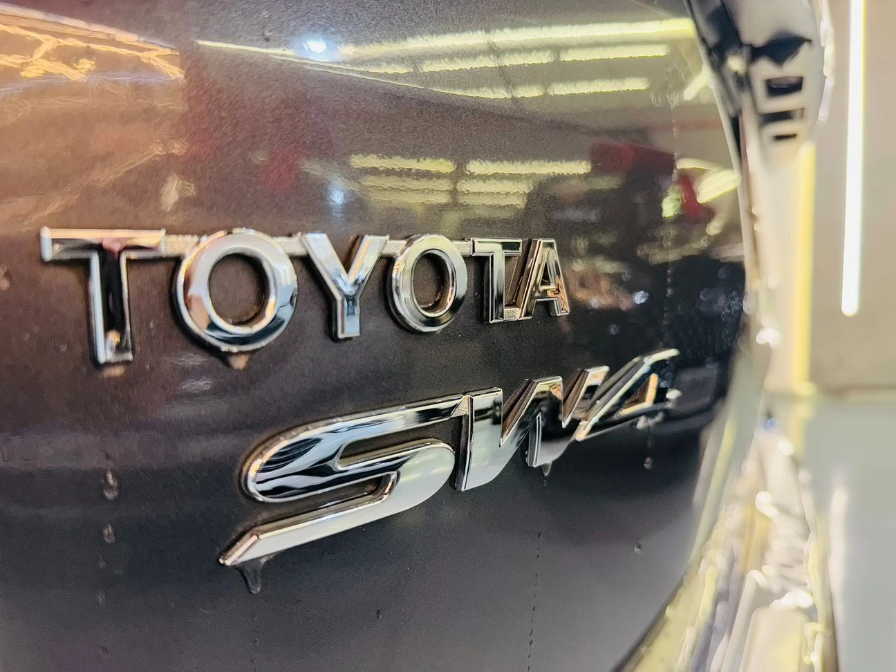 TOYOTA HILUX SW4