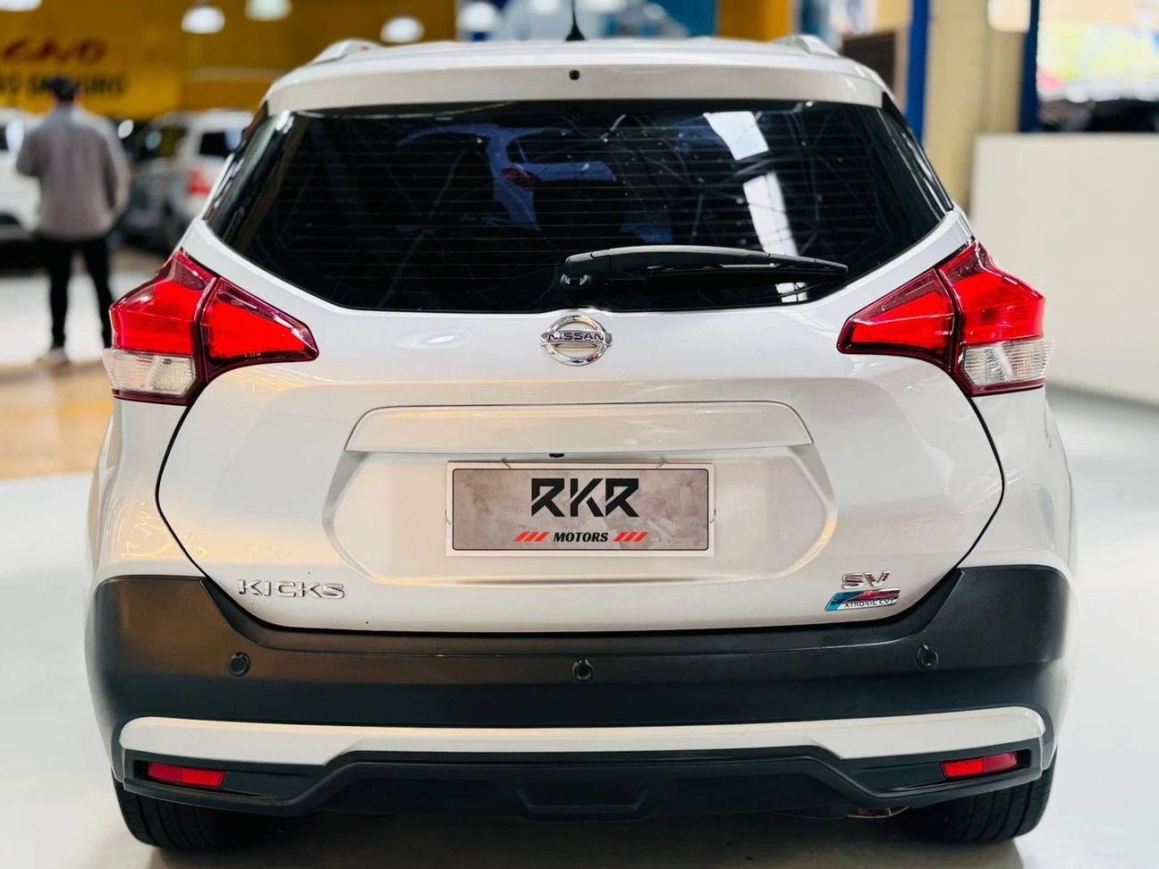 NISSAN KICKS