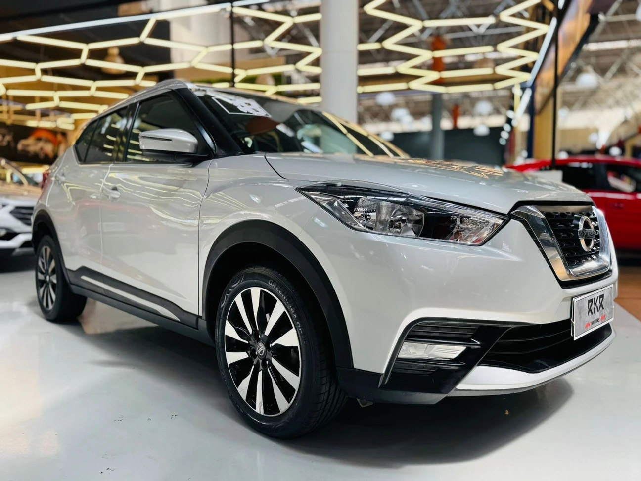 NISSAN KICKS