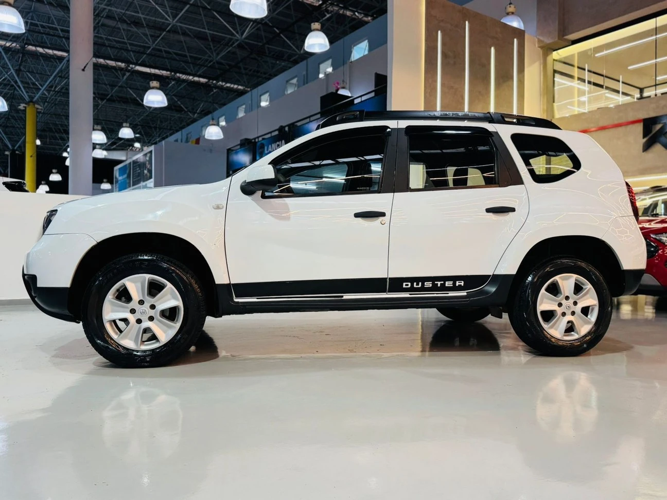 RENAULT DUSTER