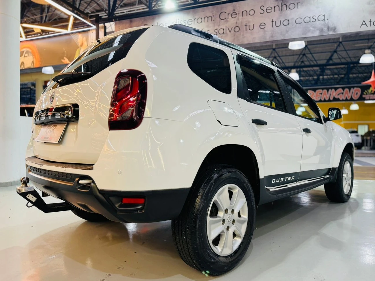 RENAULT DUSTER