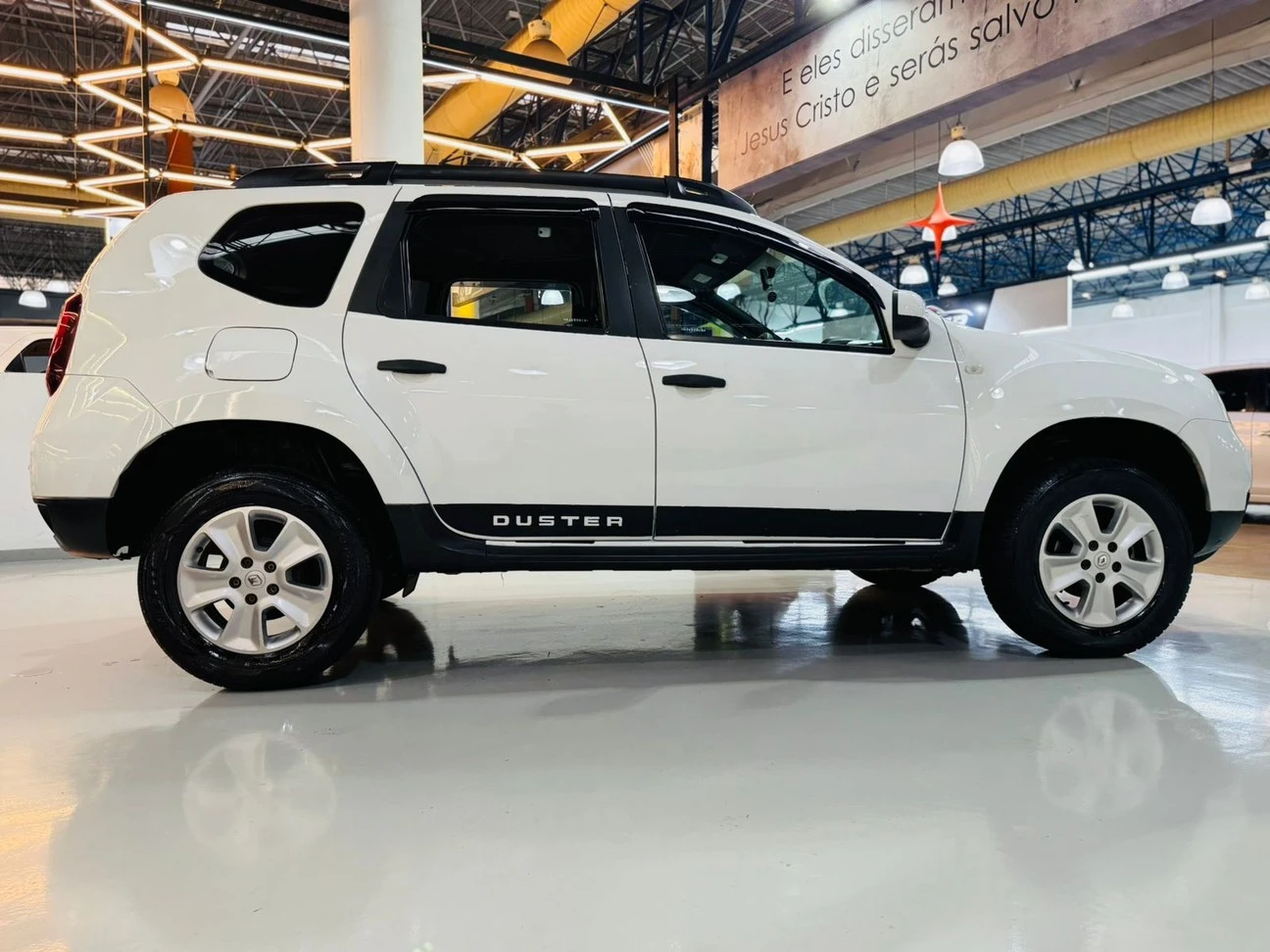 RENAULT DUSTER