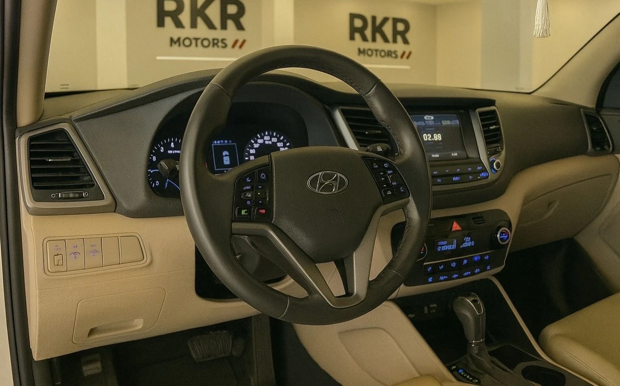 HYUNDAI TUCSON